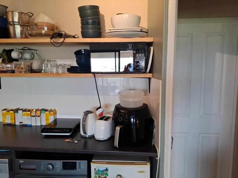 To Let 1 Bedroom Property for Rent in Somerset West Western Cape